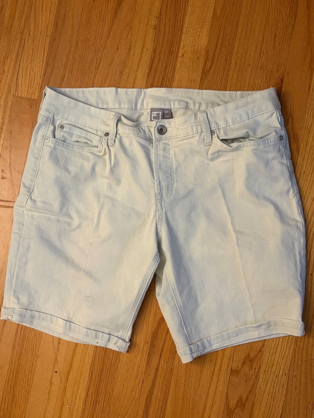 JC Penny Women's Casual Shorts - 16P